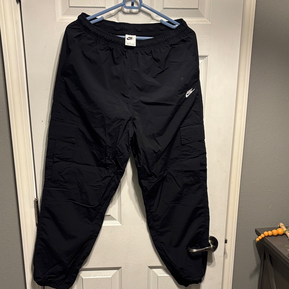 Nike Men's Black Cargo Windbreaker Pants